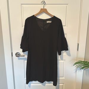 Black V Neck Bell Sleeves Dress-Casual